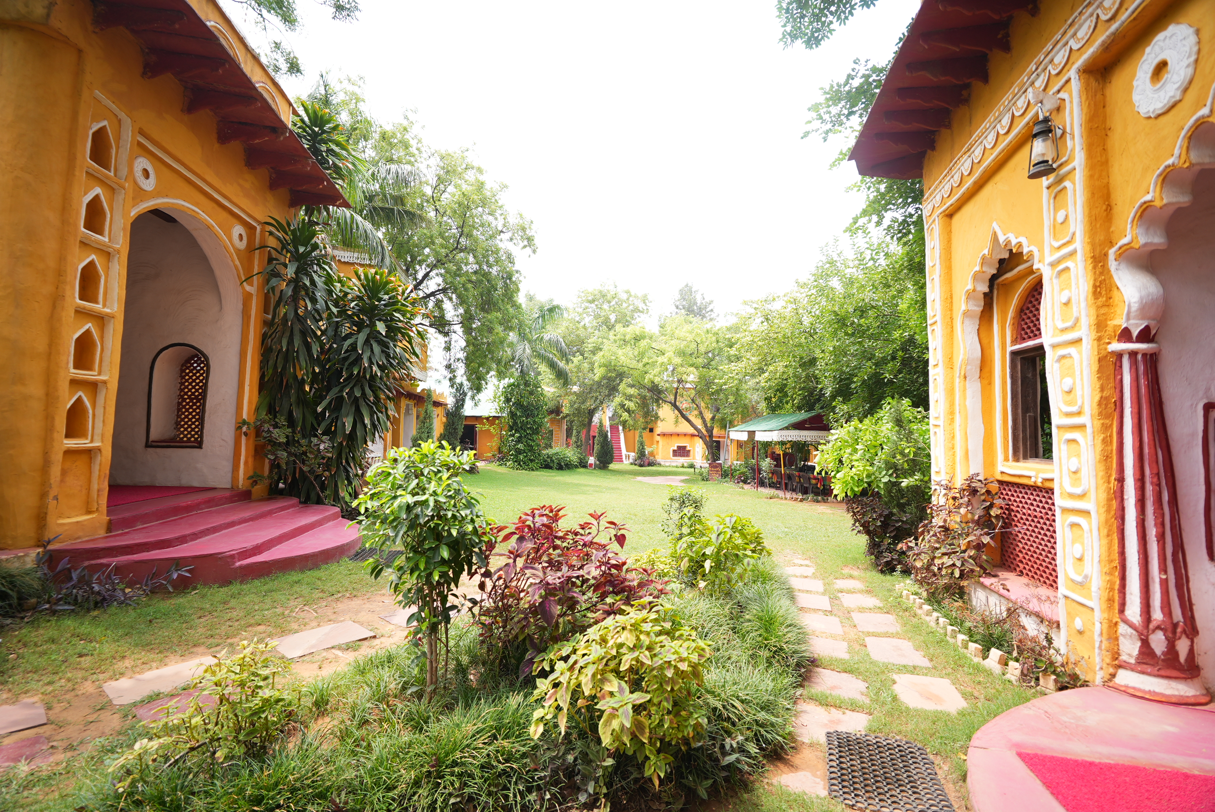 Surjivan Resort surroundings