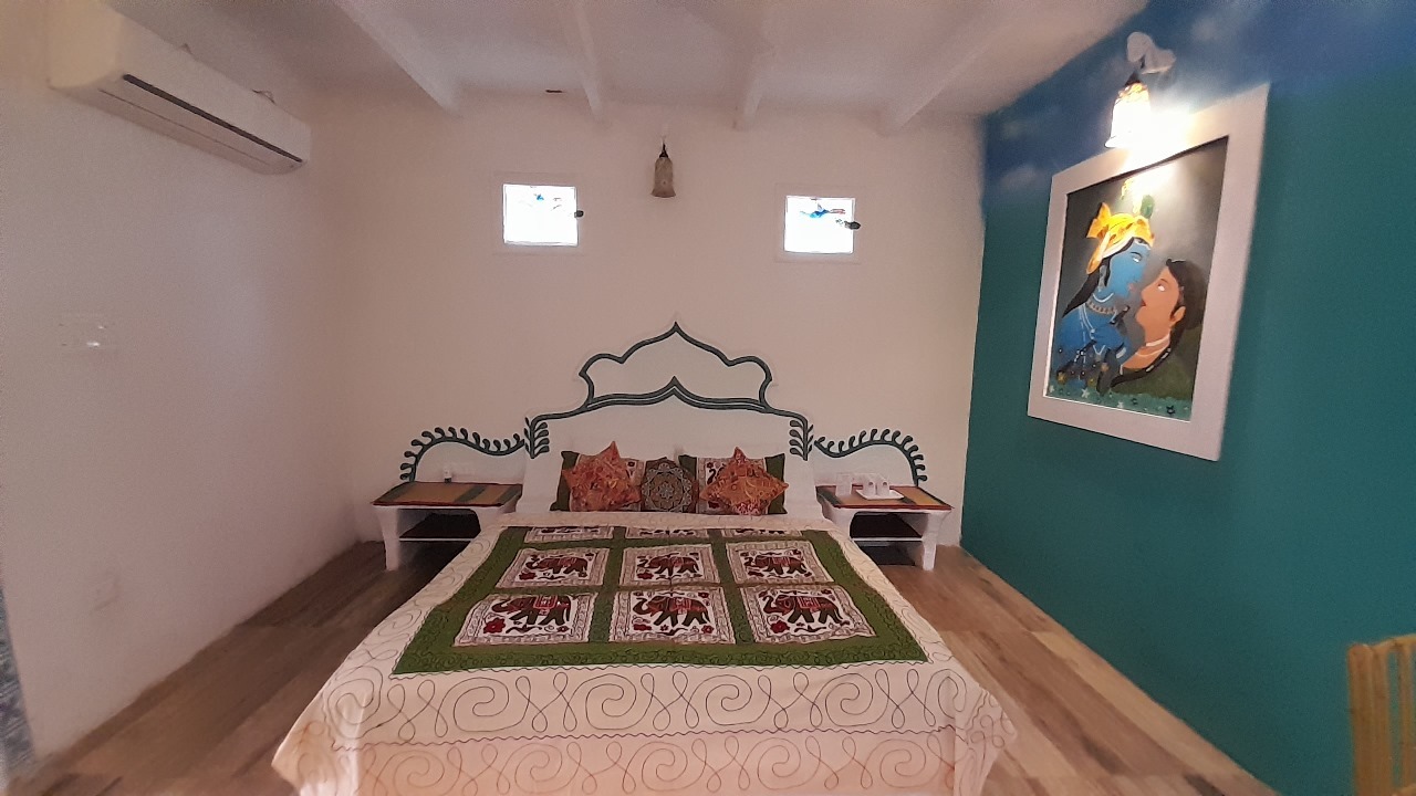 First Floor Suite with Personal Splash Pool - room view 7