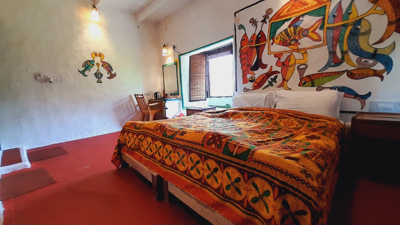 Double Occupancy Deluxe Rooms - room view 12